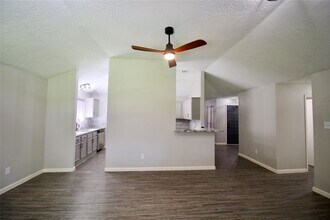 6022 Thom Rd in Humble, TX - Building Photo - Building Photo