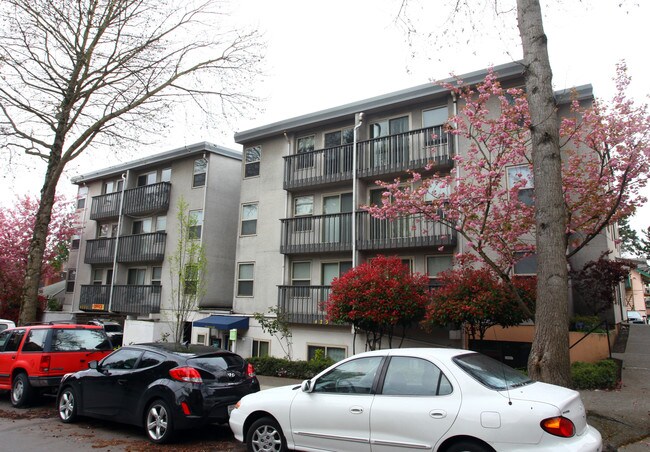 Forde Apartments in Seattle, WA - Building Photo - Building Photo