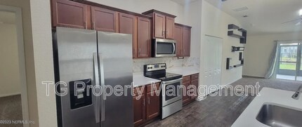 8238 Meadow Walk Ln in Jacksonville, FL - Foto de edificio - Building Photo