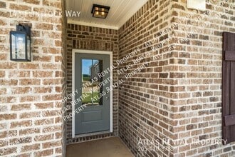 141 Flintlock Wy in New Market, AL - Building Photo - Building Photo