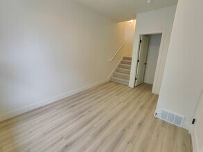 1498 W Aspen Rdg Ln in Farmington, UT - Building Photo - Building Photo