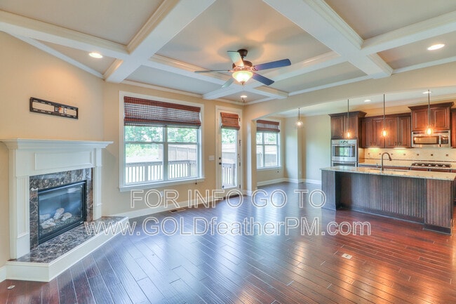 5316 Highland Pl Way in Nashville, TN - Building Photo - Building Photo