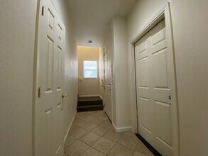 60 Sunreign Pl in Sacramento, CA - Building Photo - Building Photo