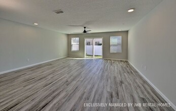 203 11th St S in Jacksonville Beach, FL - Building Photo - Building Photo