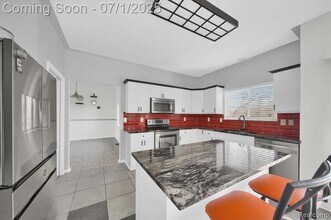 2565 River Woods Dr N in Canton Township, MI - Building Photo - Building Photo