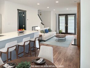 3150 Driftwood Dr in Charlotte, NC - Building Photo - Building Photo