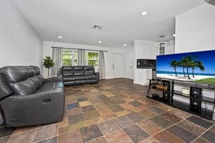 1619 NW 9th Ave in Fort Lauderdale, FL - Building Photo