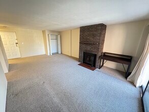 1580 Massachusetts Ave, Unit 4F in Cambridge, MA - Building Photo - Building Photo