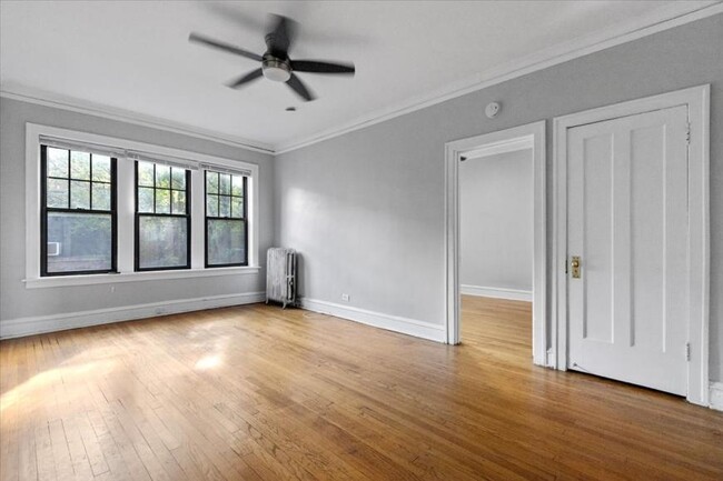 property at 3610 N Claremont Ave