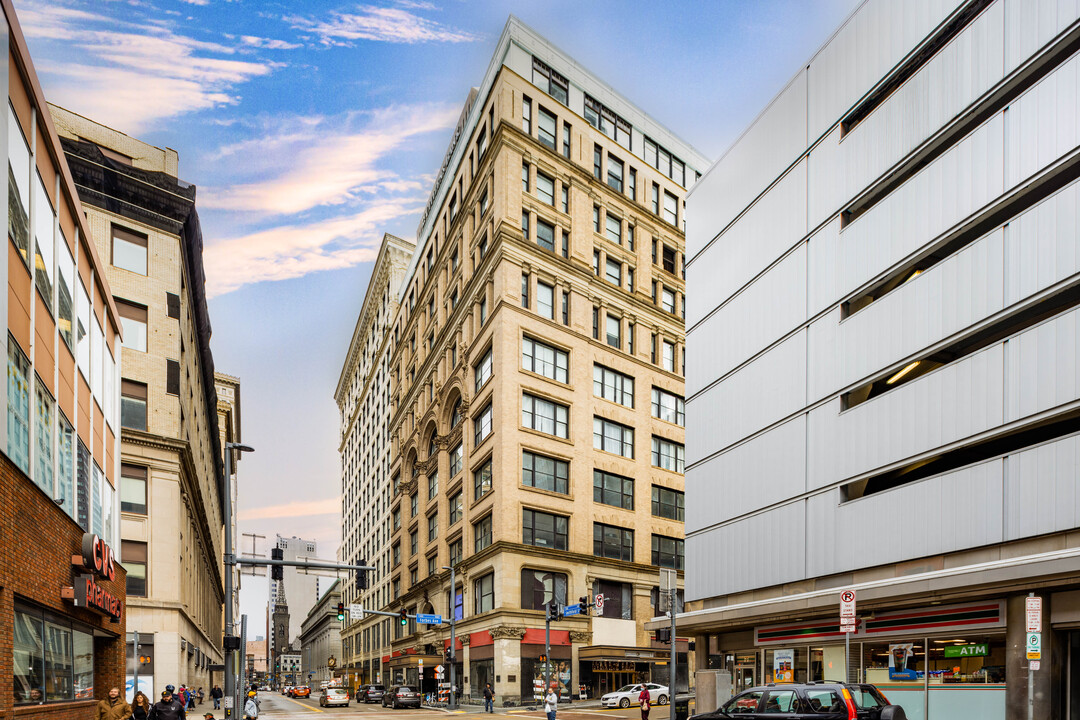 The Grand at Fifth Avenue in Pittsburgh, PA - Building Photo