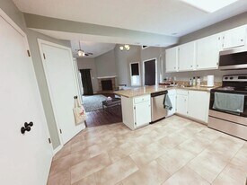 112 Goodner Ln in Hot Springs, AR - Building Photo