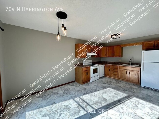 property at 704 N Harrington Ave