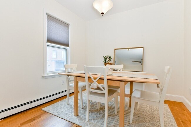 265 Silver St in Boston, MA - Building Photo - Building Photo