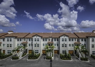 Altis Kendall Square in Miami, FL - Building Photo - Building Photo