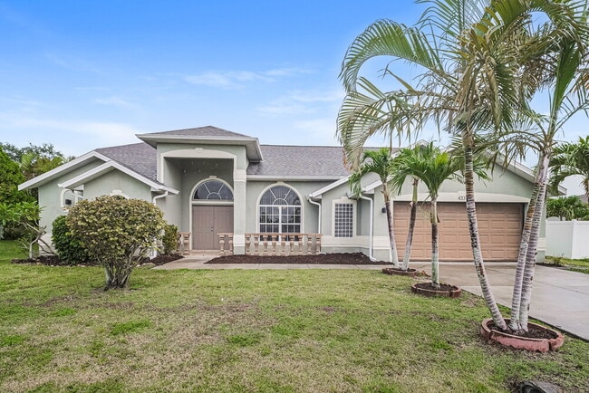 property at 433 SW 6th St