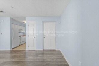 4274 Calinda Ln in Niceville, FL - Building Photo - Building Photo