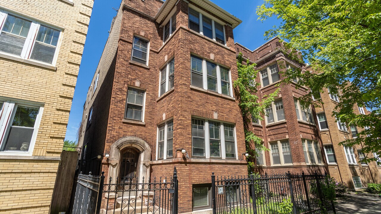 5006 N Wolcott Ave in Chicago, IL - Foto de edificio