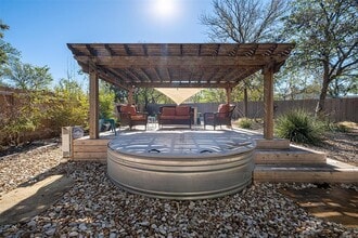 2317 Amur Dr in Austin, TX - Building Photo - Building Photo