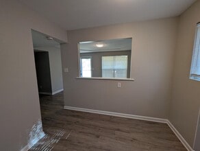 2335 Grants Pkwy in Florissant, MO - Building Photo - Building Photo