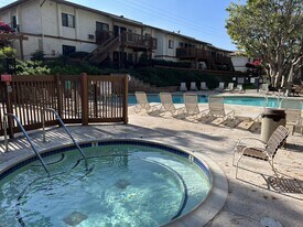 6376 Rancho Mission Rd in San Diego, CA - Building Photo