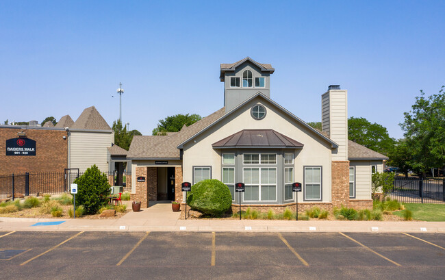 Raiders Walk in Lubbock, TX - Building Photo - Building Photo