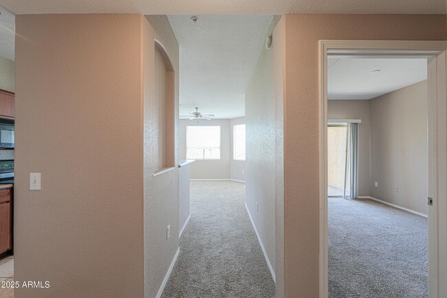 9820 N Central Ave in Phoenix, AZ - Building Photo - Building Photo