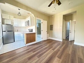 1828 W Diamond St in Philadelphia, PA - Building Photo