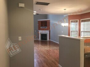 5300 Goldenglow Way in Raleigh, NC - Building Photo - Building Photo