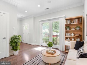 1521 16th Rd N in Arlington, VA - Building Photo - Building Photo