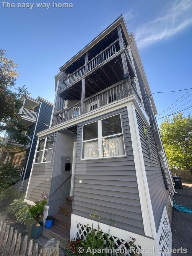 53 Hinckley St