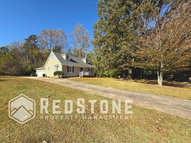 3405 Alamance Rd in Burlington, NC - Building Photo - Building Photo