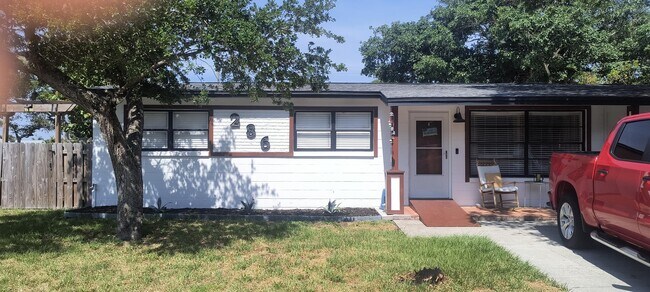 property at 286 S Orlando Ave