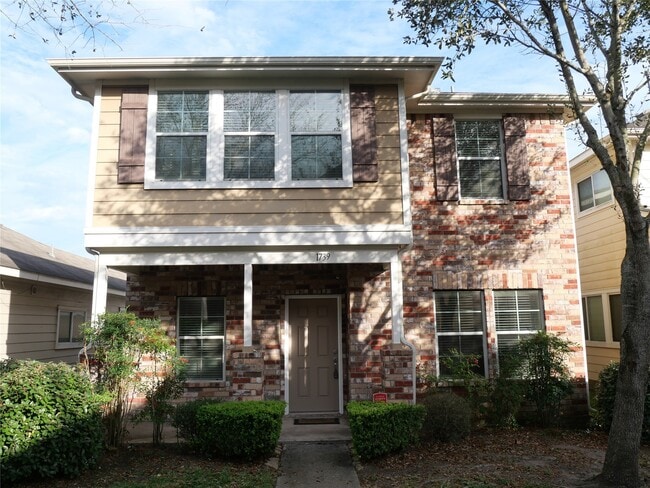 1739 Nichole Woods Dr in Houston, TX - Building Photo - Building Photo