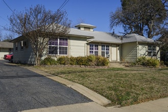 Harris House in Denton, TX - Building Photo - Building Photo