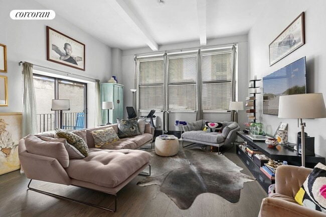 114-116 E 13th St in New York, NY - Building Photo - Building Photo