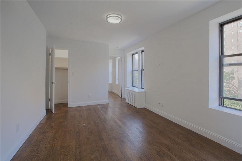 542 E 14th St-Unit -#23 in New York, NY - Foto de edificio