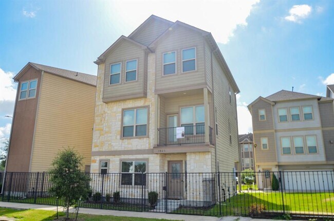5803 Conley St in Houston, TX - Building Photo - Building Photo
