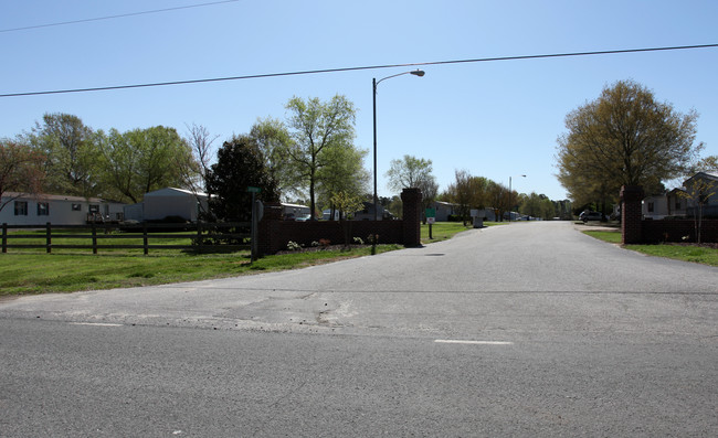 100 Madison St in Selma, NC - Building Photo - Building Photo