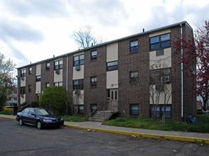 Catherine Court Apartments in Jersey City, NJ - Building Photo - Building Photo