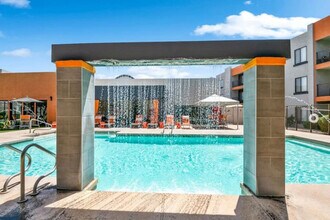 15164 N 140th Dr in Surprise, AZ - Foto de edificio - Building Photo