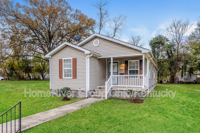 2210 Bolling Ave in Louisville, KY - Building Photo - Building Photo