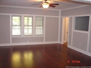 406 N Willis Ave in Champaign, IL - Building Photo - Building Photo