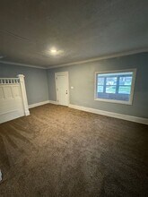 466 Woodland Ave in Akron, OH - Building Photo - Building Photo