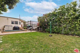 3804 Lenawee Ave in Culver City, CA - Building Photo - Building Photo