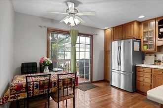1810 Vladimir Dr in Bloomington, IL - Building Photo - Building Photo
