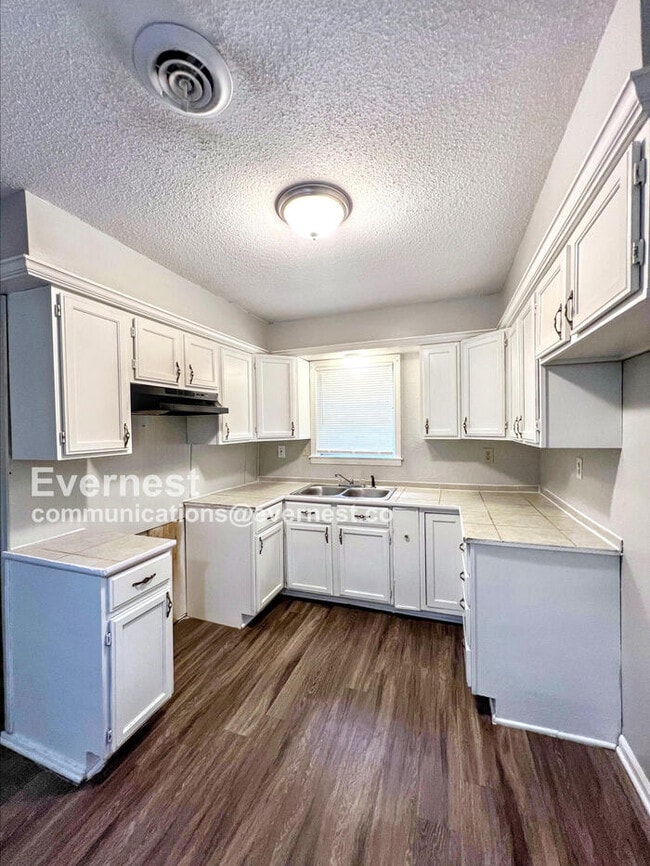 5728 Choctaw Dr in Horn Lake, MS - Building Photo - Building Photo