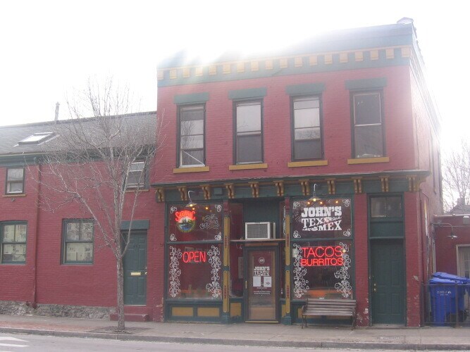 487 South Ave, Unit 0 in Rochester, NY - Foto de edificio