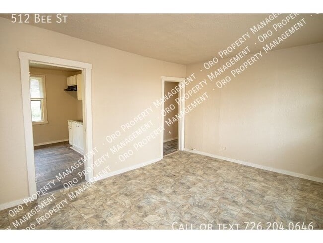 property at 512 Bee St