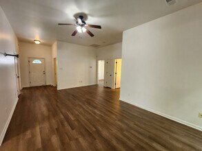 503 Sharron Oaks Ct in Benton, AR - Building Photo - Building Photo