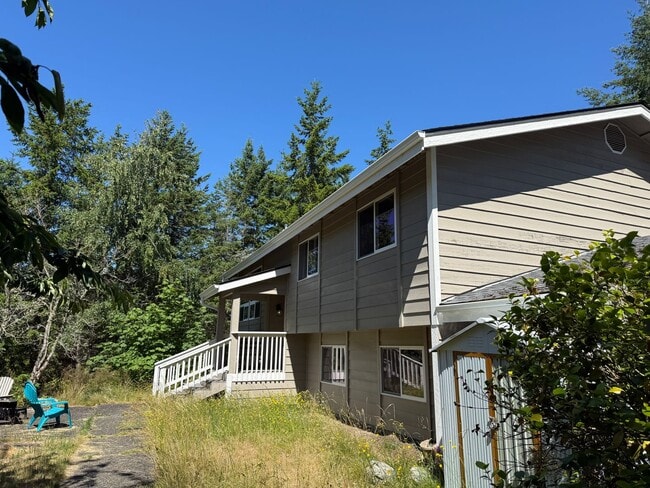 71 Chimacum Creek Dr in Port Hadlock, WA - Building Photo - Building Photo